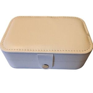 Travel Jewelry Box Organizer, White/Beige, NWT